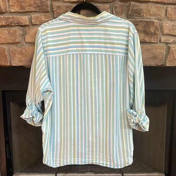 Jones New York blue, green and white striped top. Size 2X - Picture 6 of 9